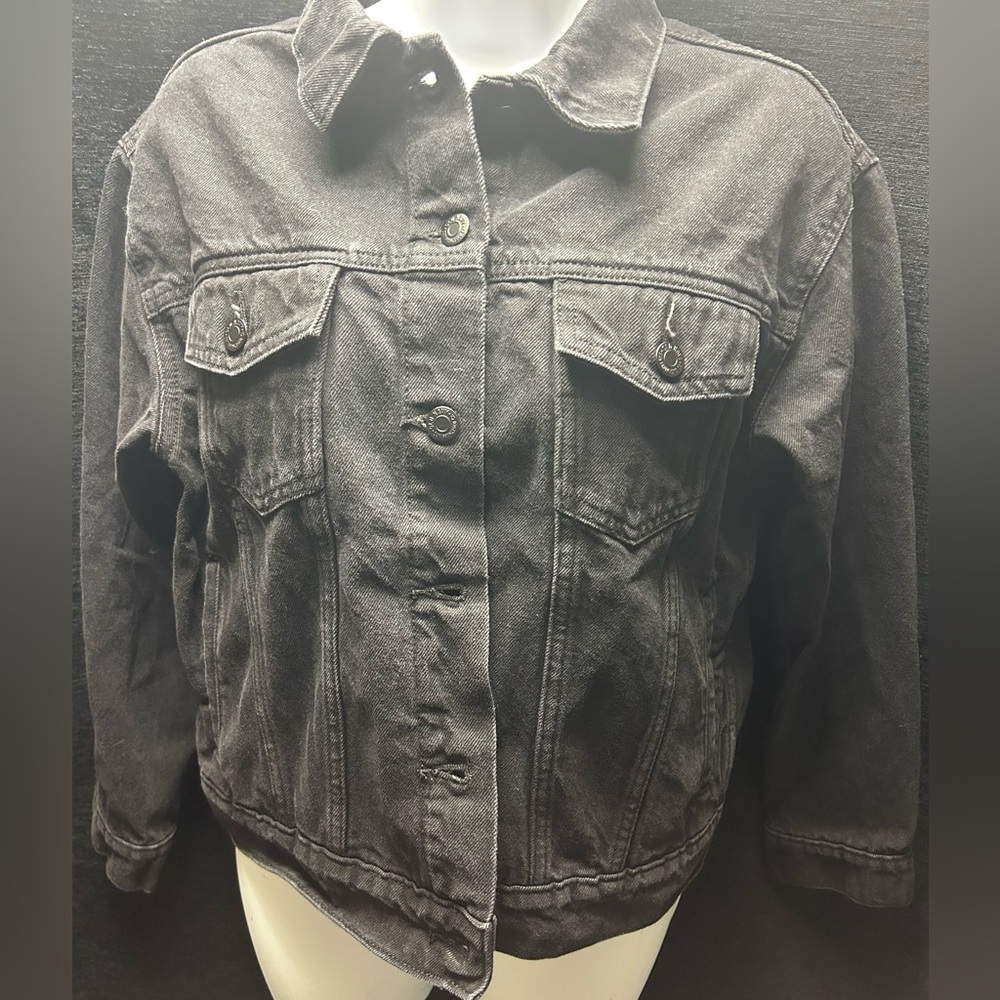 UPCYCLED one of a kind, Ramones Music Denim Jacket - Picture 3 of 3